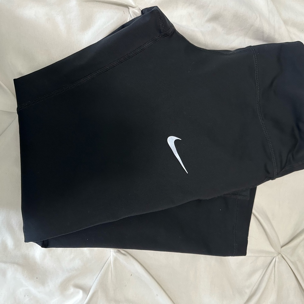Black ankle Nike leggings